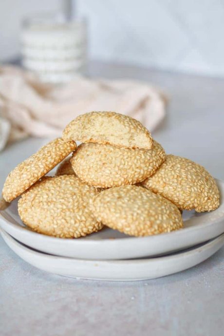 Sesame Cookies